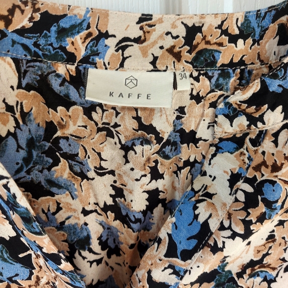 NWOT Kaffe top - Picture 4 of 5